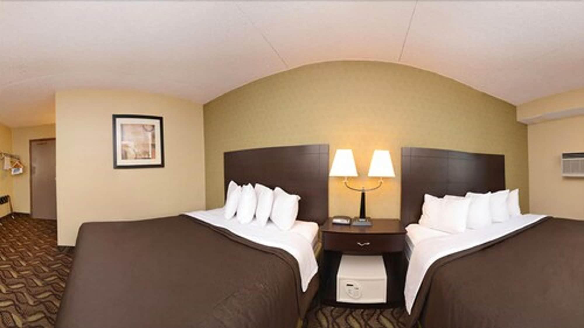 Days Inn By Wyndham Bismarck Exterior photo