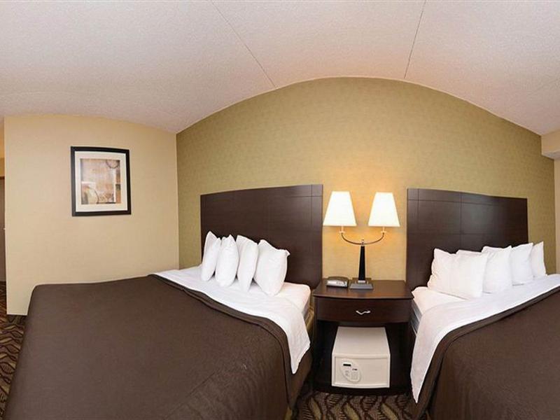 Days Inn By Wyndham Bismarck Exterior photo